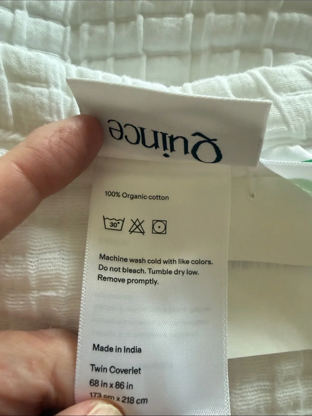 NWOT Quince Organic Cotton Matelasse Coverlet – Twin – White